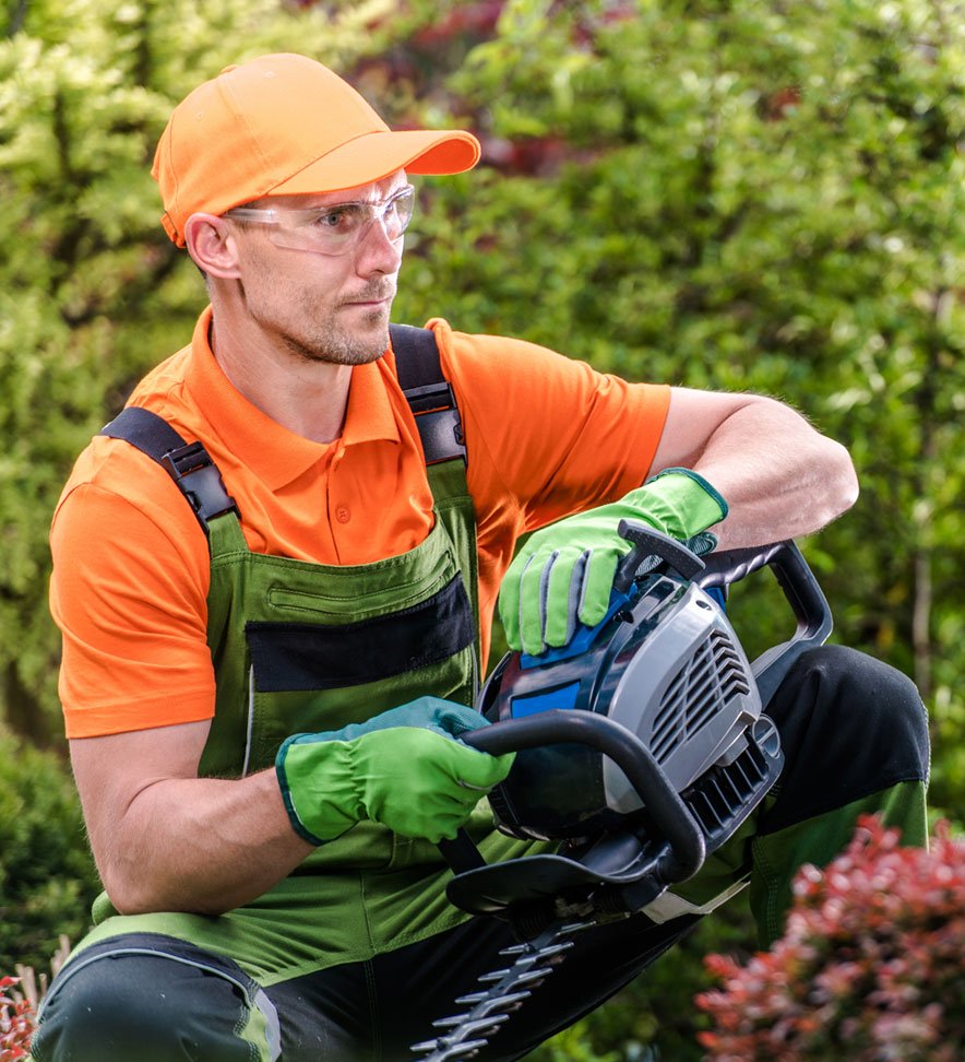 Jacob Voss landscaper-team-03-updated